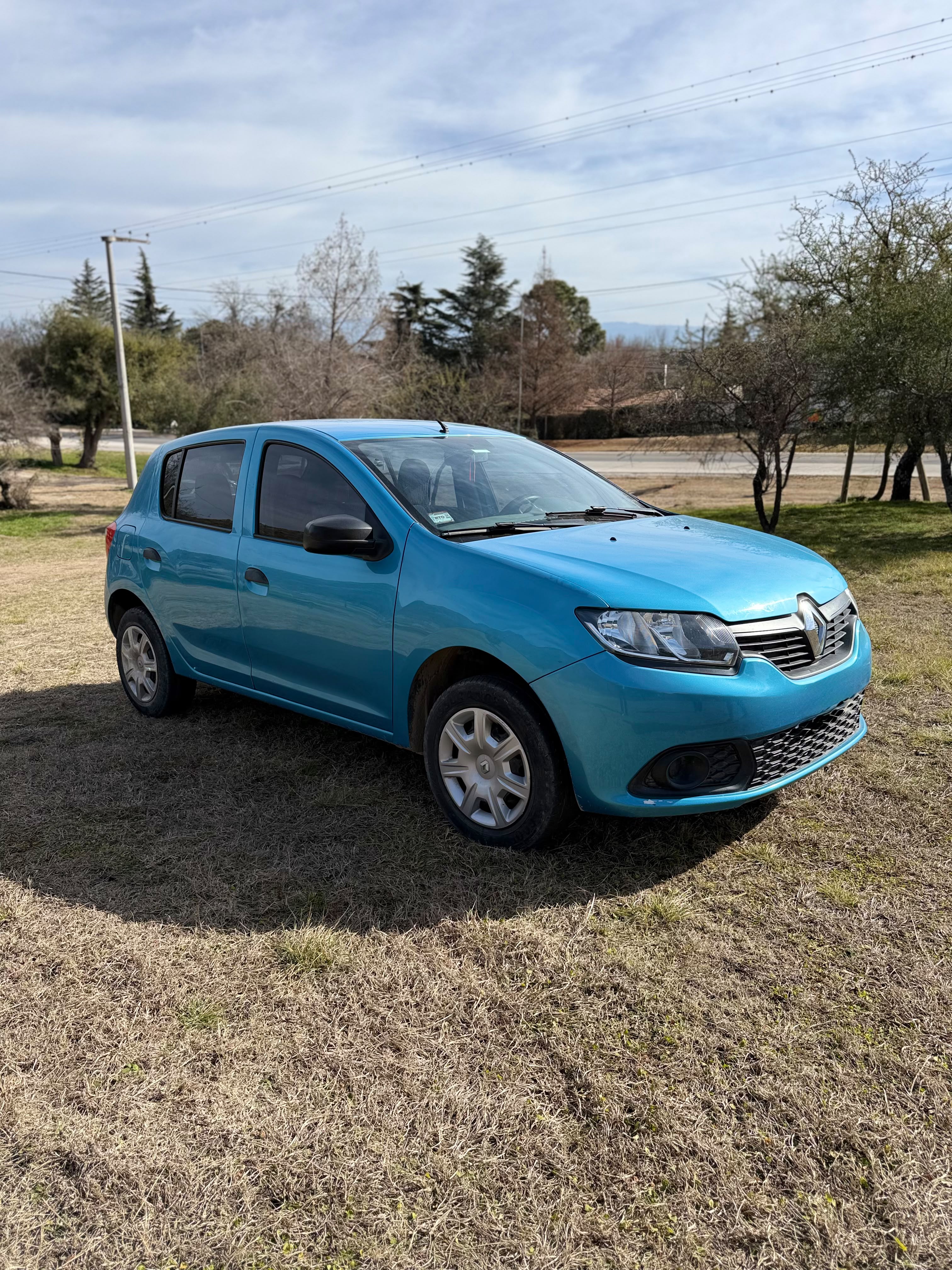 Renault Sandero II 1.6 Expression 2016 — lateral