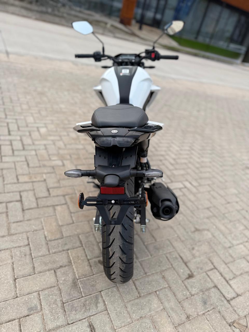 Yamaha FZ