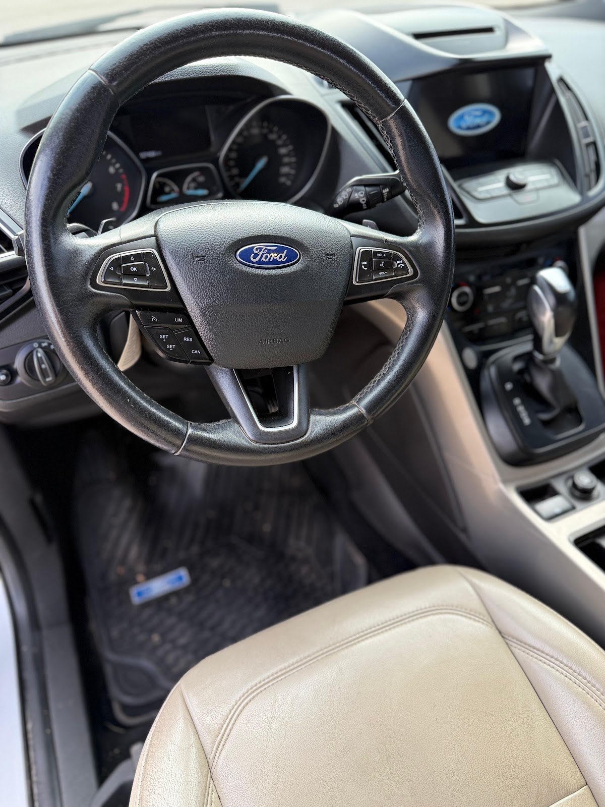 Ford Kuga 2.0 Titanium 4x4 AT 2017 — foto 6