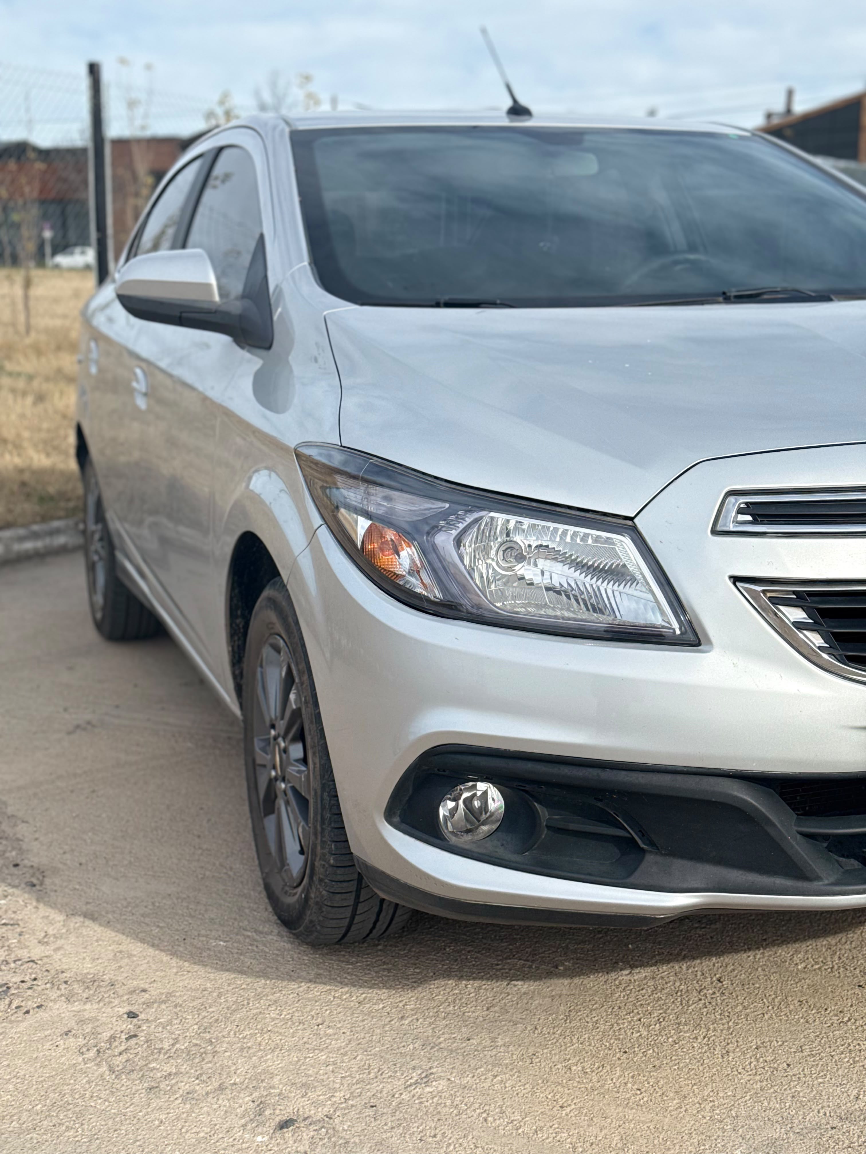 Chevrolet Prisma 1.4 LTZ 2015 — lateral