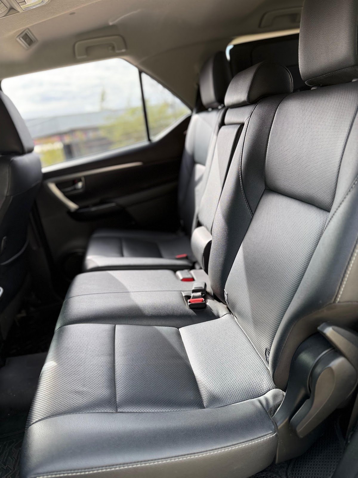 Toyota SW4 2.8 SRX 4x4 AT 2022 — detalle