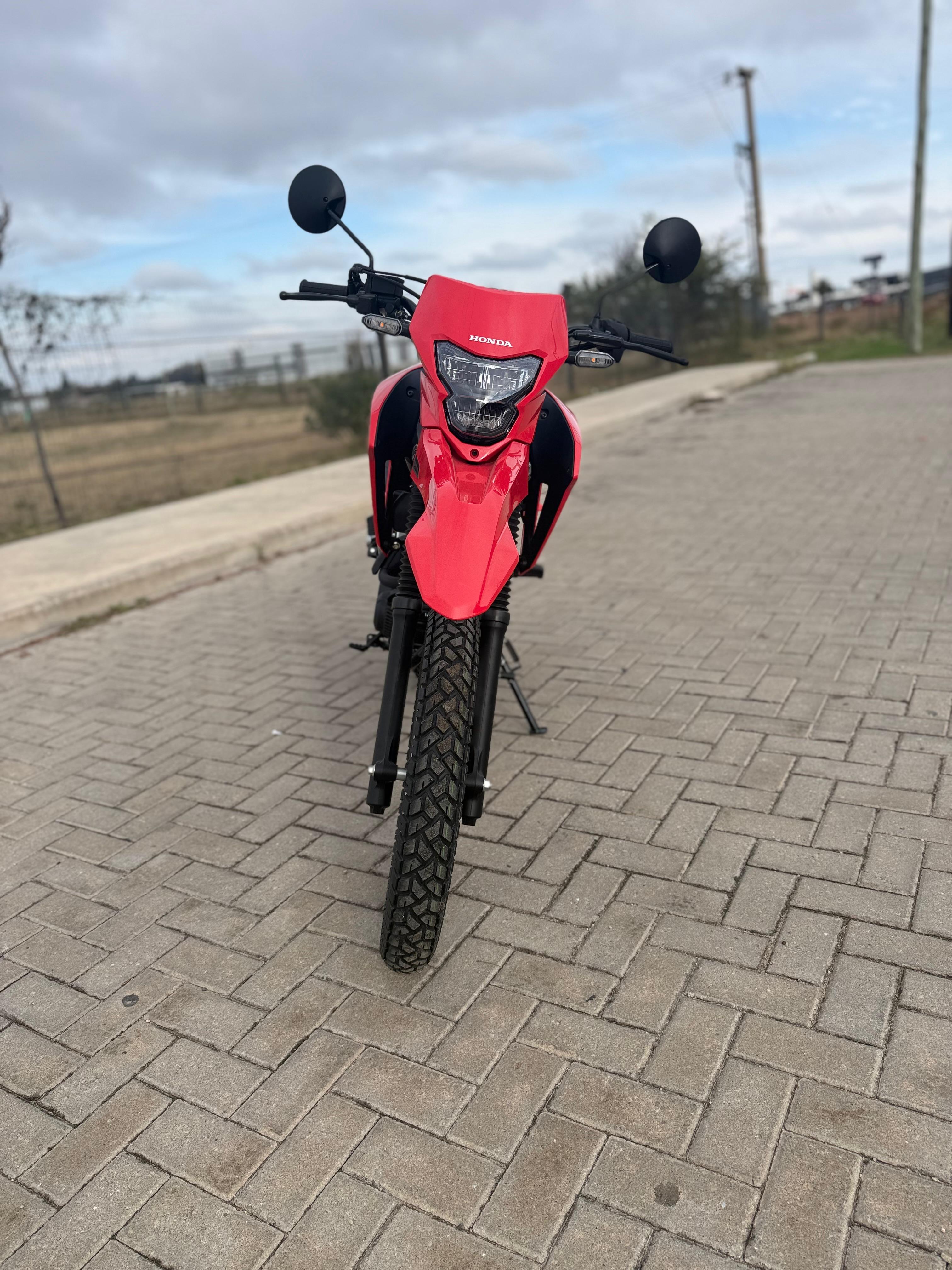 Honda XR 190 2024 — frente