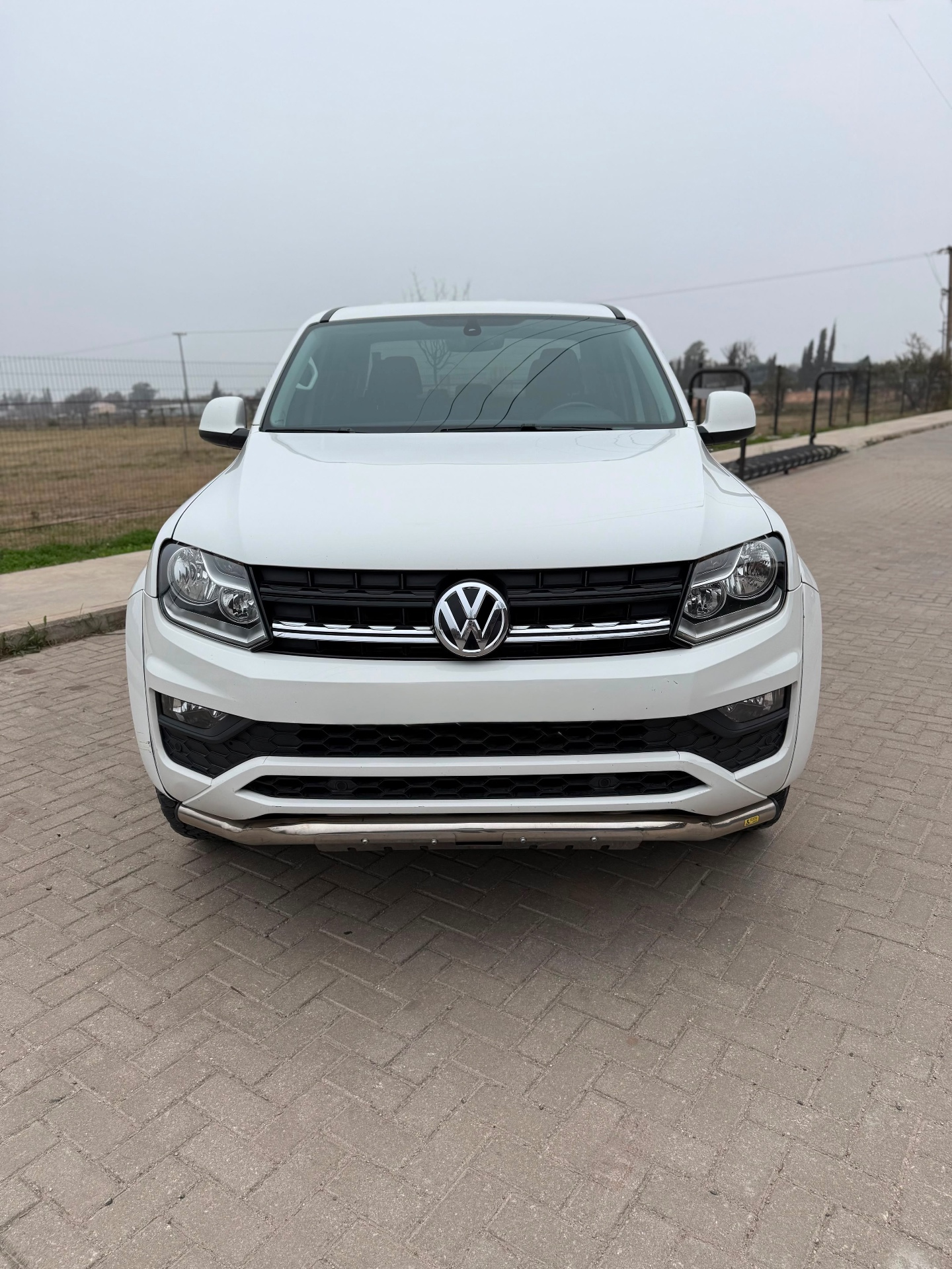 Volkswagen Amarok 2.0 TD 180HP 4x2 AT Comfortline 2021 — trasera