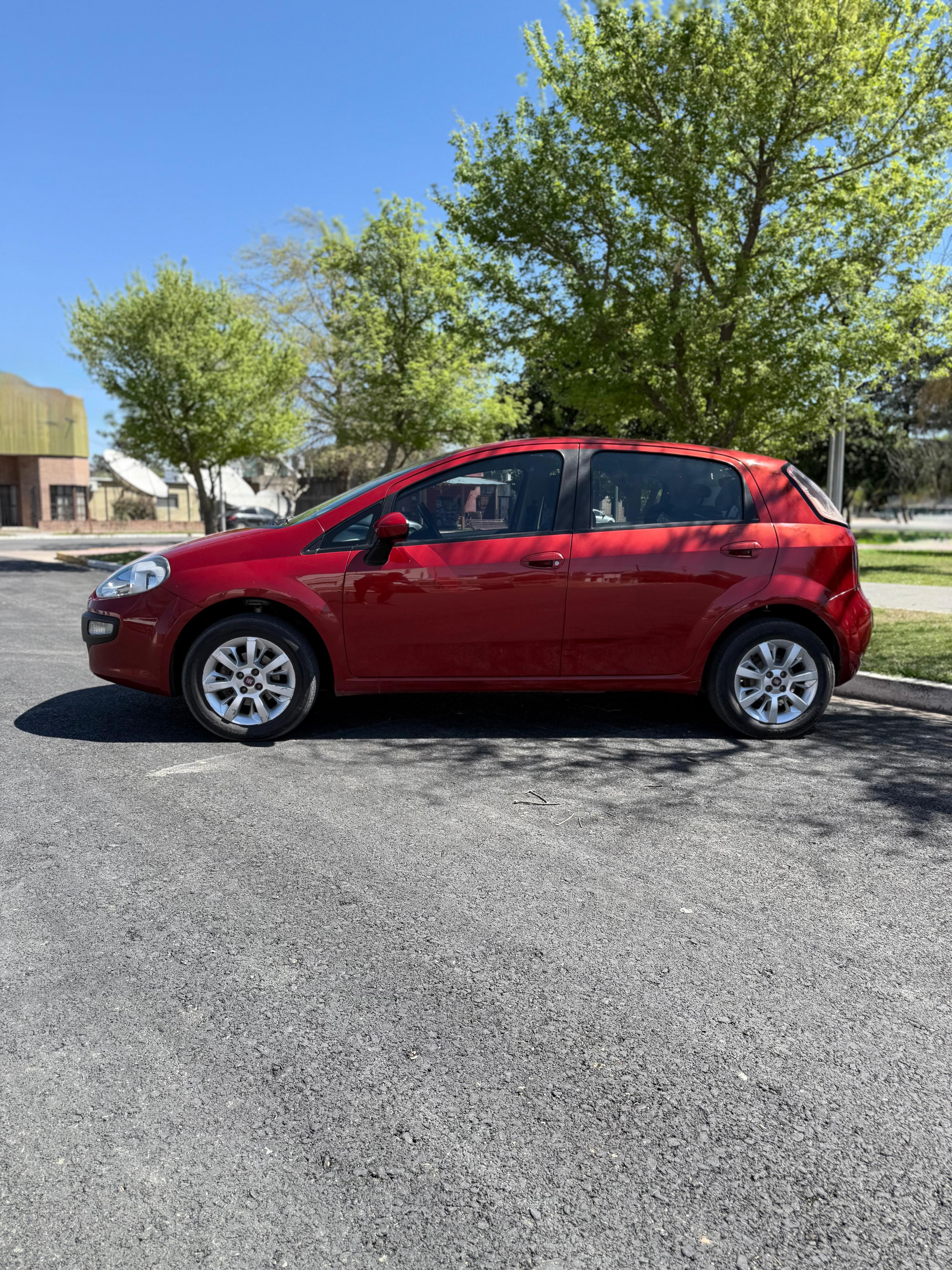 Fiat Punto 1.4 Attractive Top GNC 2014 — frente
